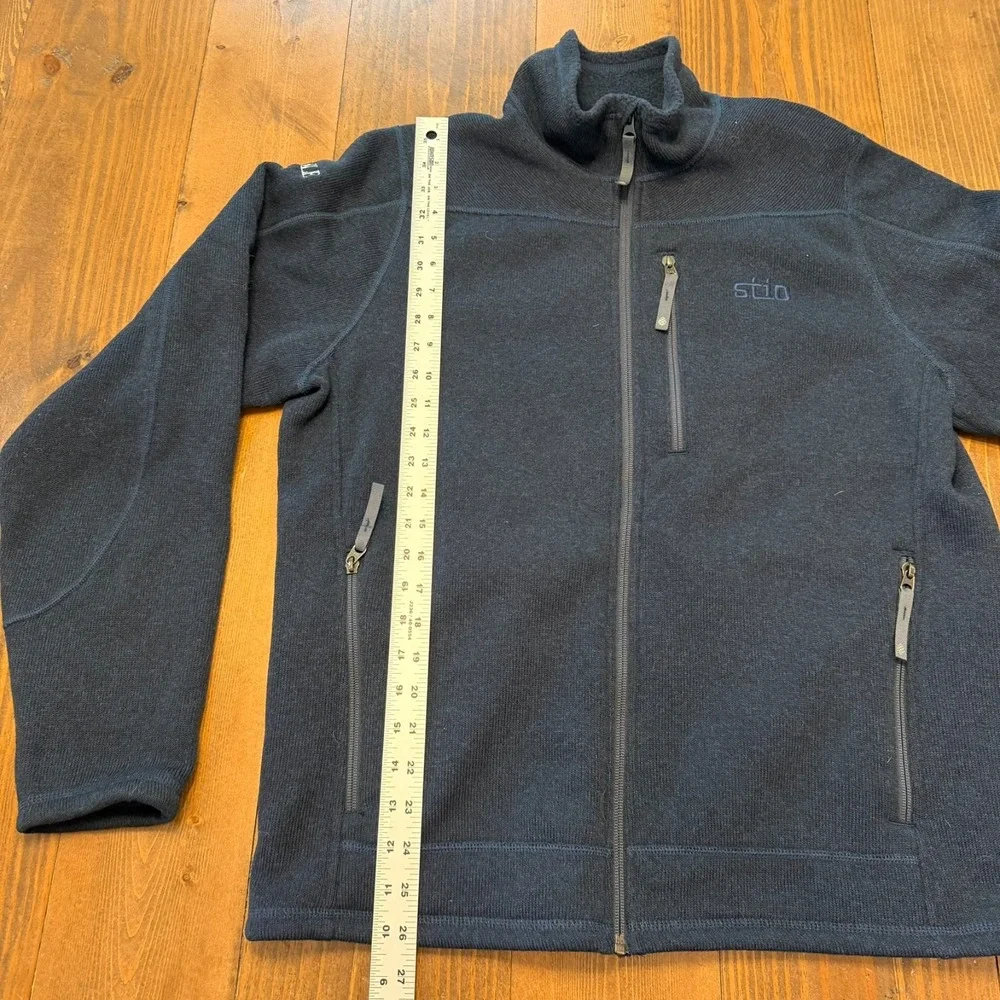 Stio Wilcox Fleece Jacket Mens Large Navy Blue Full Zip Knit *SLEEVE LOGO*